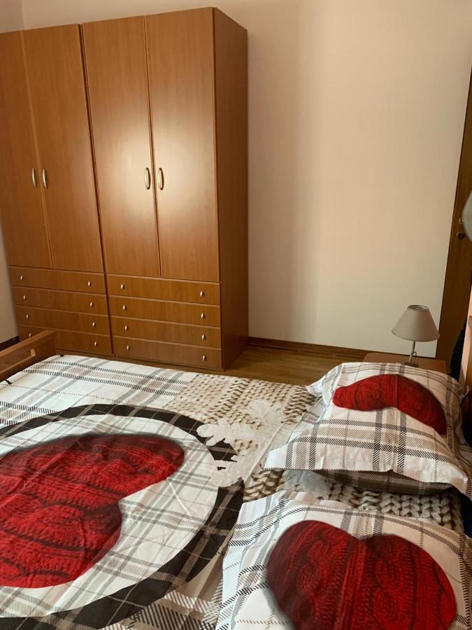 Bicocca Flat A Apartment Milan Bagian luar foto